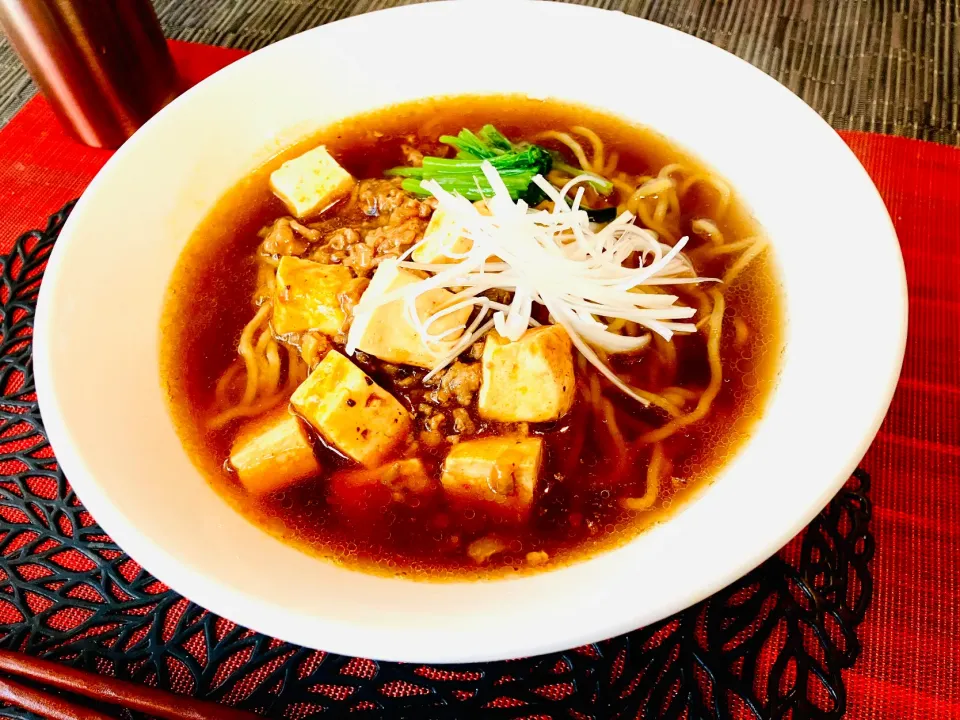 ✩.*˚麻婆豆腐ラーメン|ゆきえもんさん