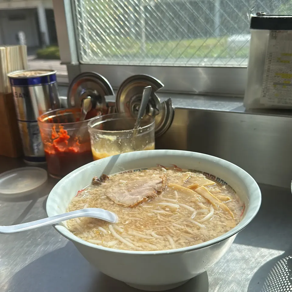 Snapdishの料理写真:ラーメン|Hajime Sakaiさん