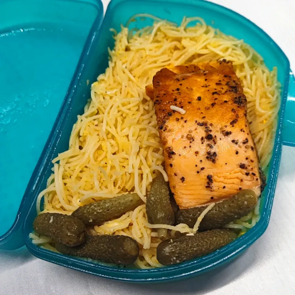 Pasta with Salmon Grill and Pickles|simatasepetさん