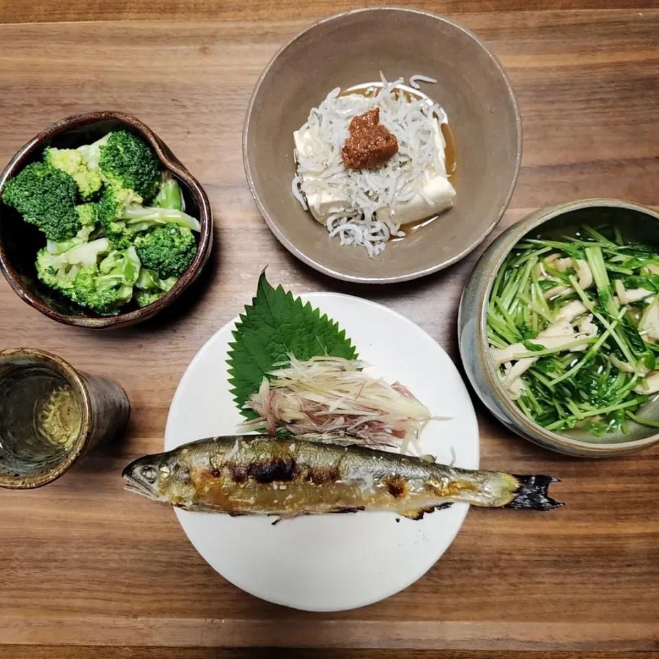 20240511
鮎の肝味噌焼き
豆苗と油揚げの煮浸し
豆腐しらすの胡麻油かけ
ブロッコリー味噌マヨネーズ和え
玉川純米無濾過原酒|noccoさん