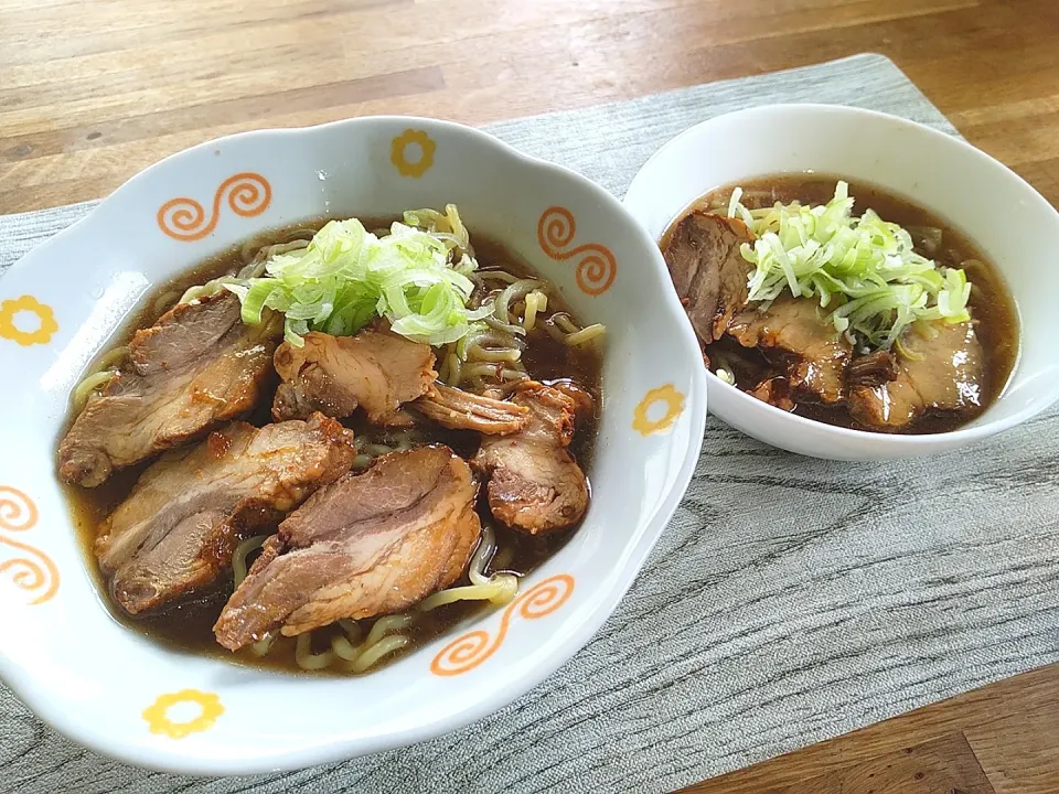 Snapdishの料理写真:朝ラーチャーシュー麺|puniさん