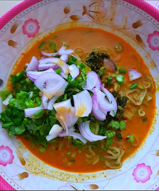 Khao soy (Thai northern style chicken coconut curry)🍜🥥🍗|patlovestocookさん