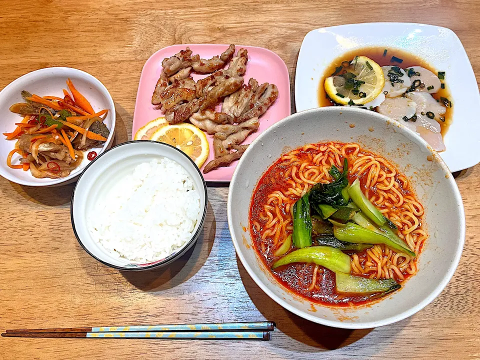 夕飯です！酔いたんぼですん🫠|よこぴさん