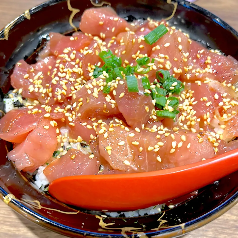 まぐろのわさび漬け丼|ぐっちゃんさん