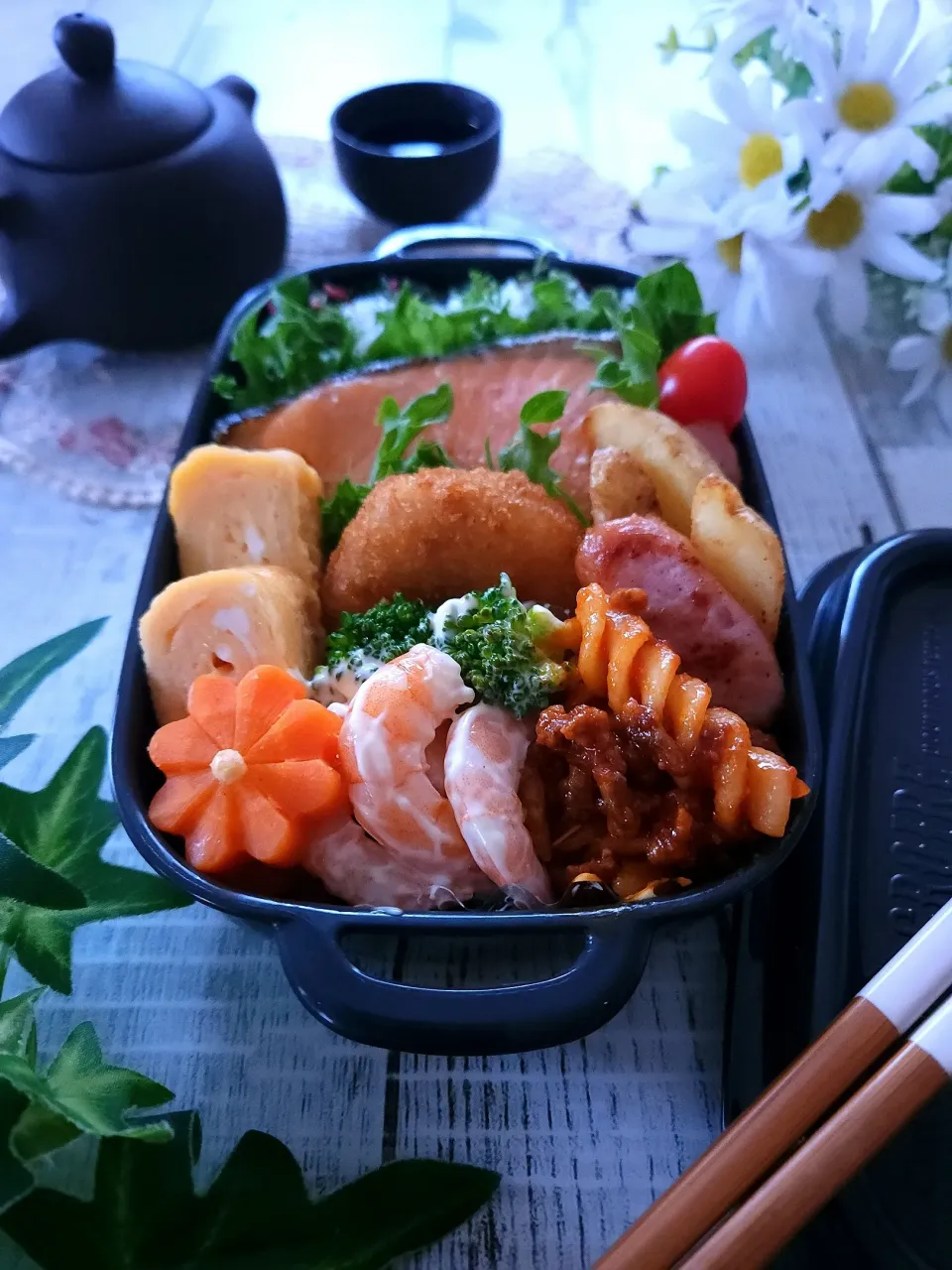 Snapdishの料理写真:鮭弁当|sugar beansさん