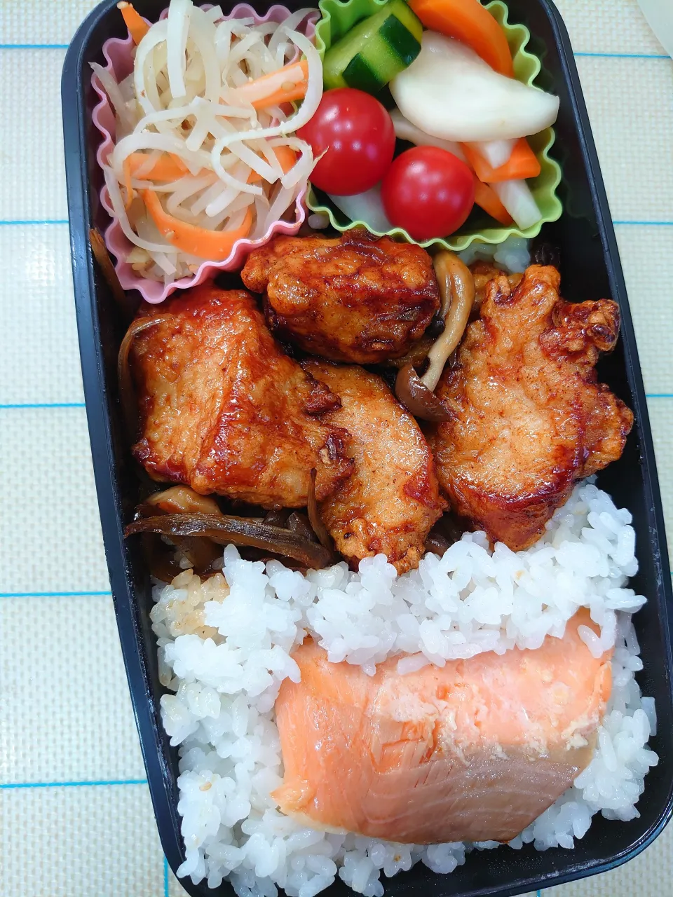 鶏むね肉甘辛炒め煮弁当|to coさん