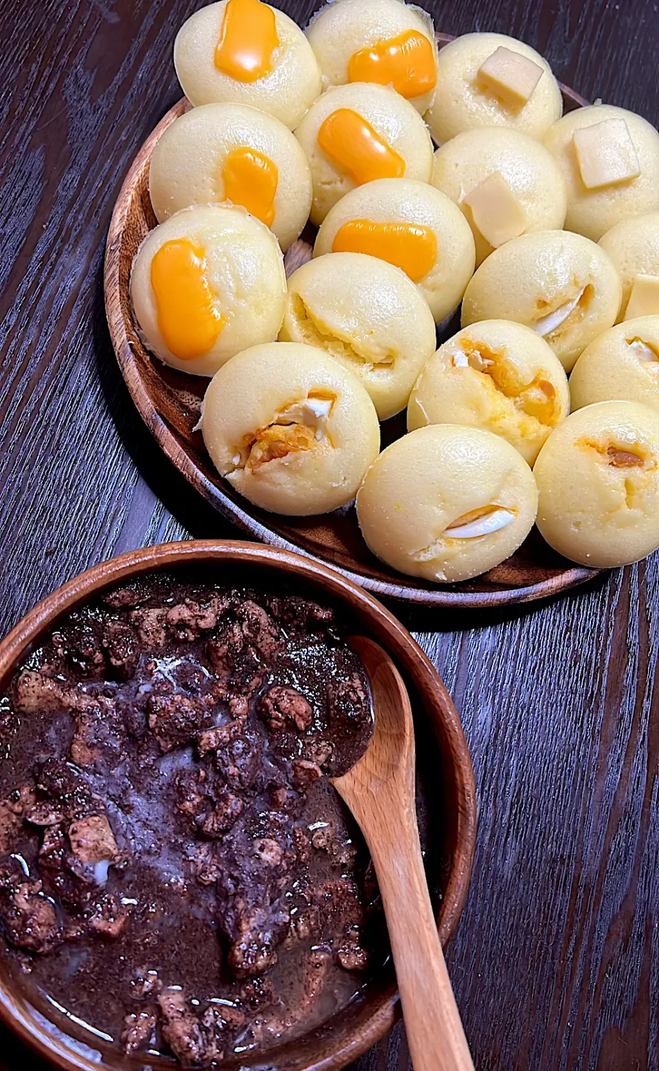 Puto(steamed cake) and dinuguan|chafoodisloveさん