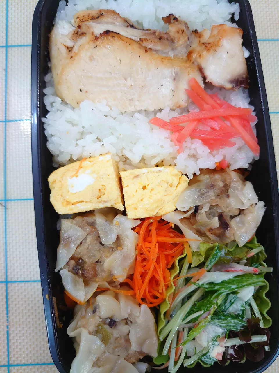 焼売とぶりかま弁当|to coさん