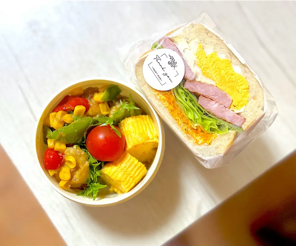 Snapdishの料理写真:5/15(𝗪𝗲𝗱)サンドイッチ弁当🥪|☆A..I☆さん