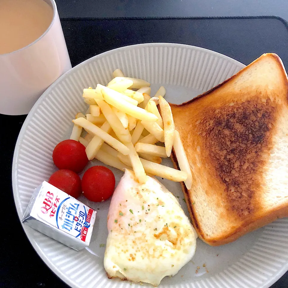 13:36 フレンチフライとトースト🍟|へれ子さん