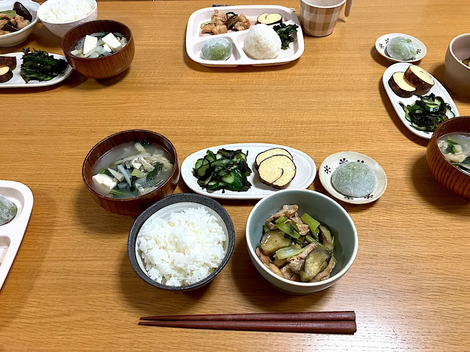 ＊鶏手羽トロと野菜炒め＆自家製の伊達巻き＆酢の物＊|＊抹茶＊さん