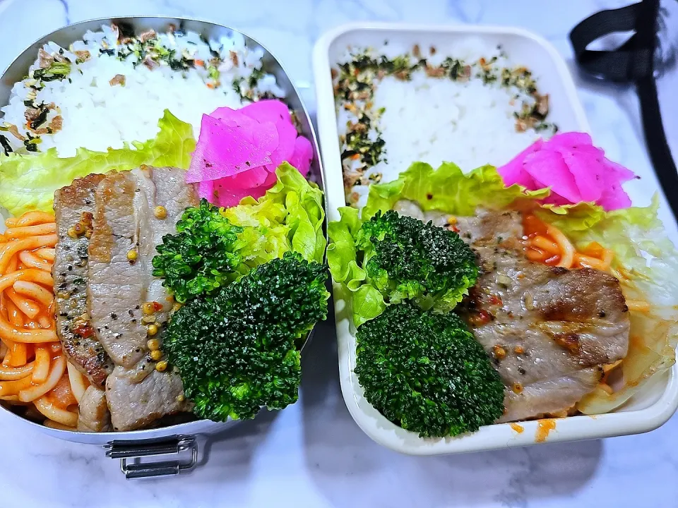 Snapdishの料理写真:旦那弁当 息子弁当 豚スパイス|ハル猫さん