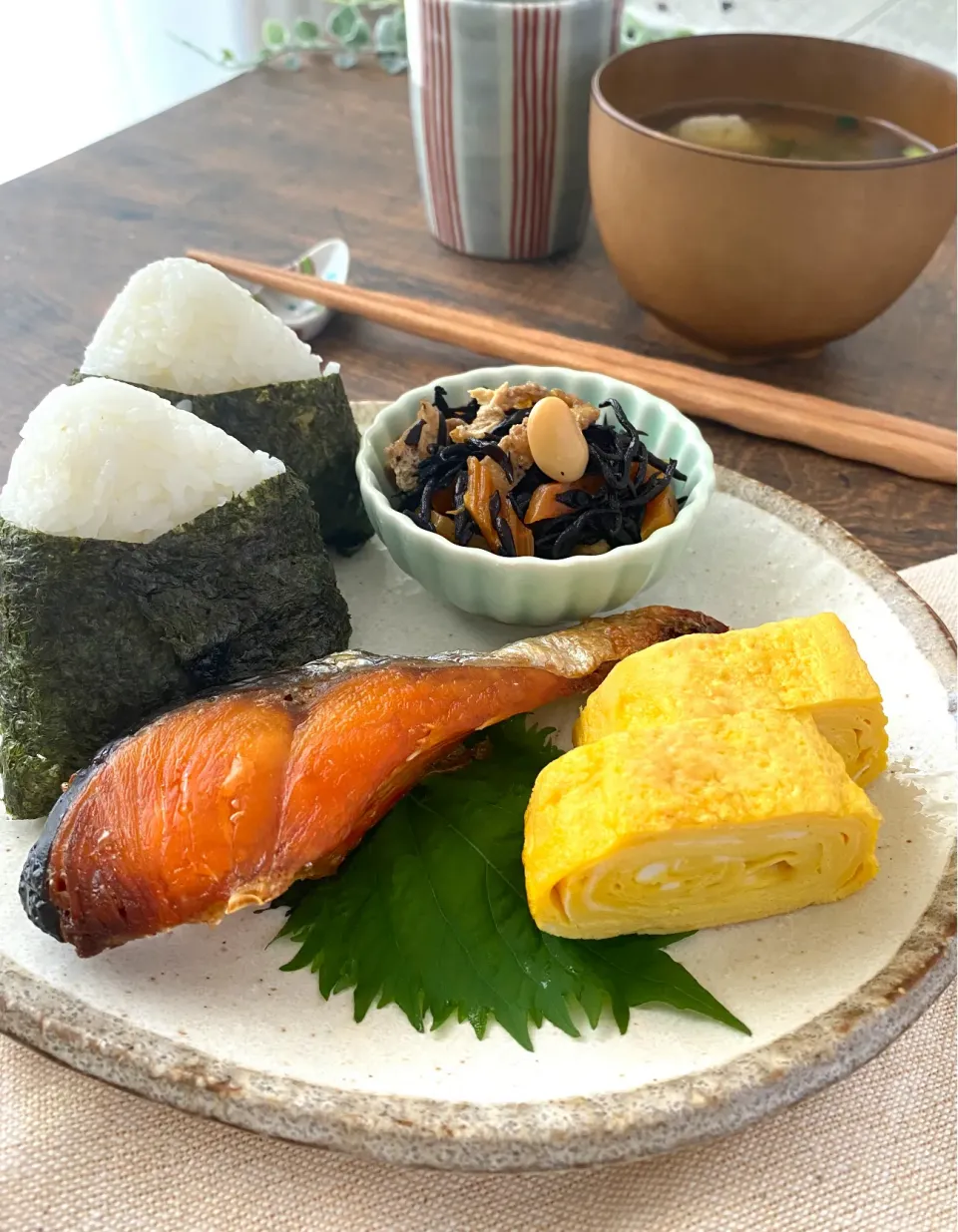 和の朝ごはん🍙✨|ちぐあささん