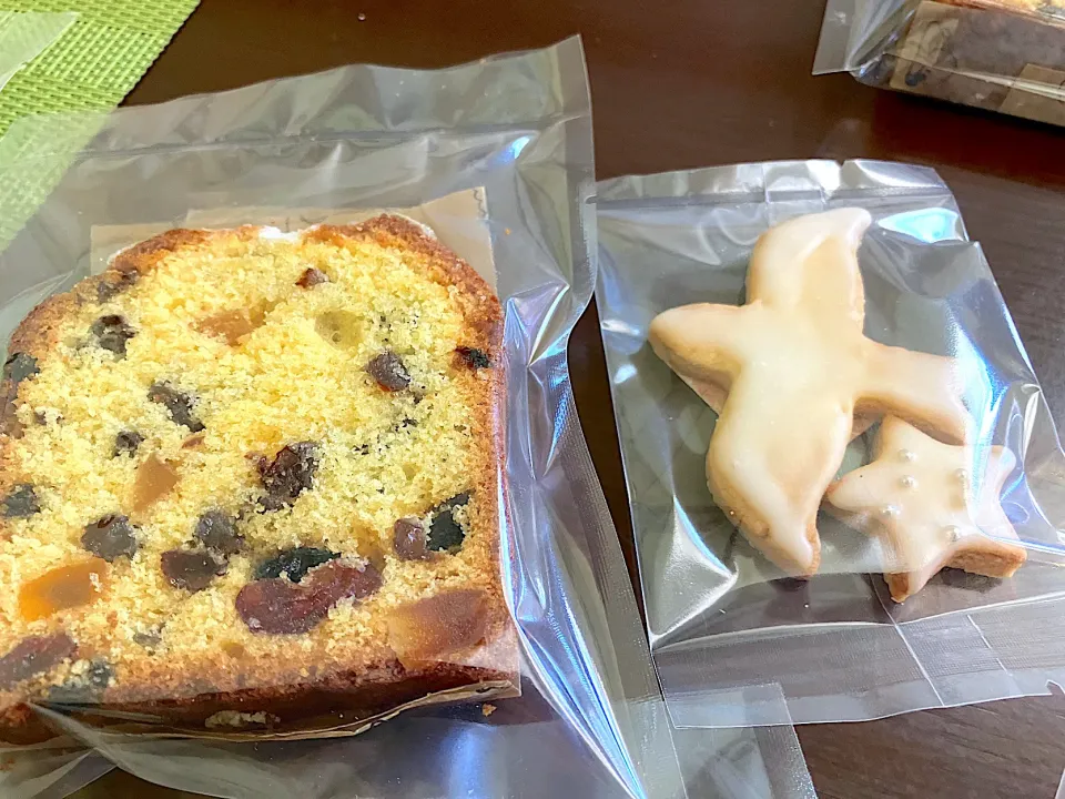 Snapdishの料理写真:フルーツパウンドケーキ|あさ☆ピクシーさん