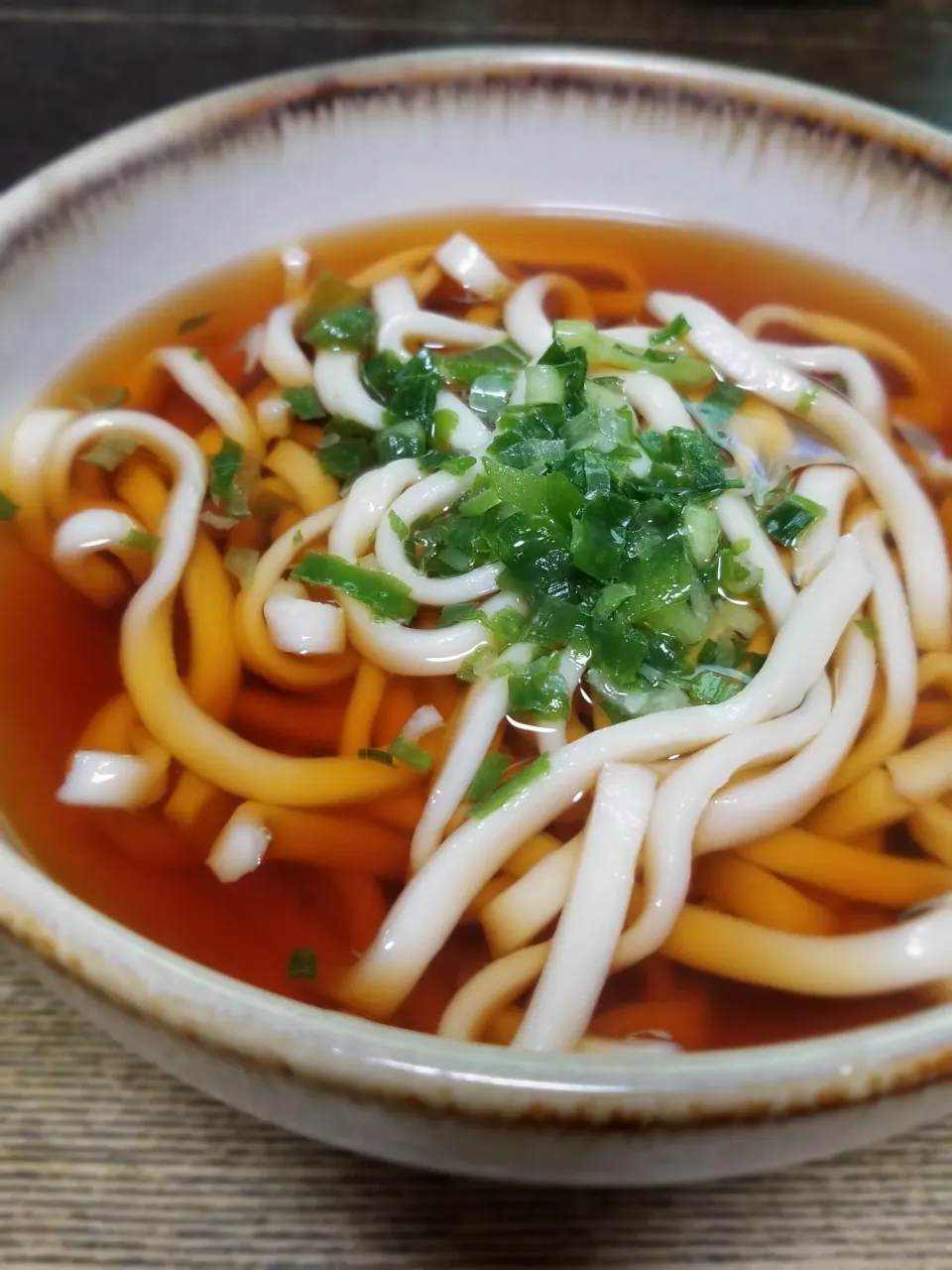 Snapdishの料理写真:パパ作👨シンプルかけうどん|ぱんだのままんさん