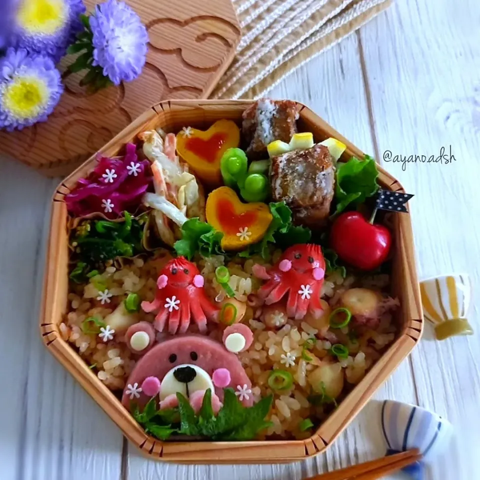 🌿🐙🌿🐙🌿
タコ飯弁当|ayano.adshさん