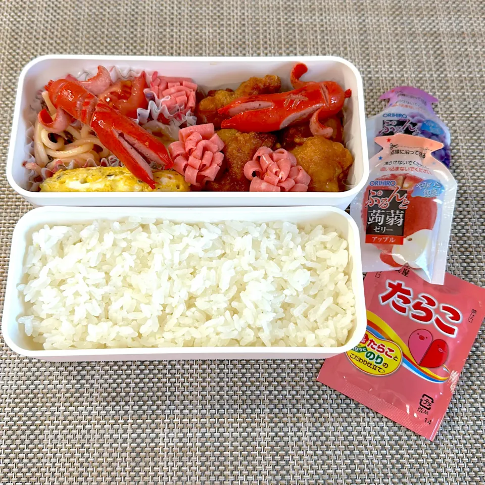 ソーセー人と唐揚げ弁当。娘弁当。|ゆーこ。さん