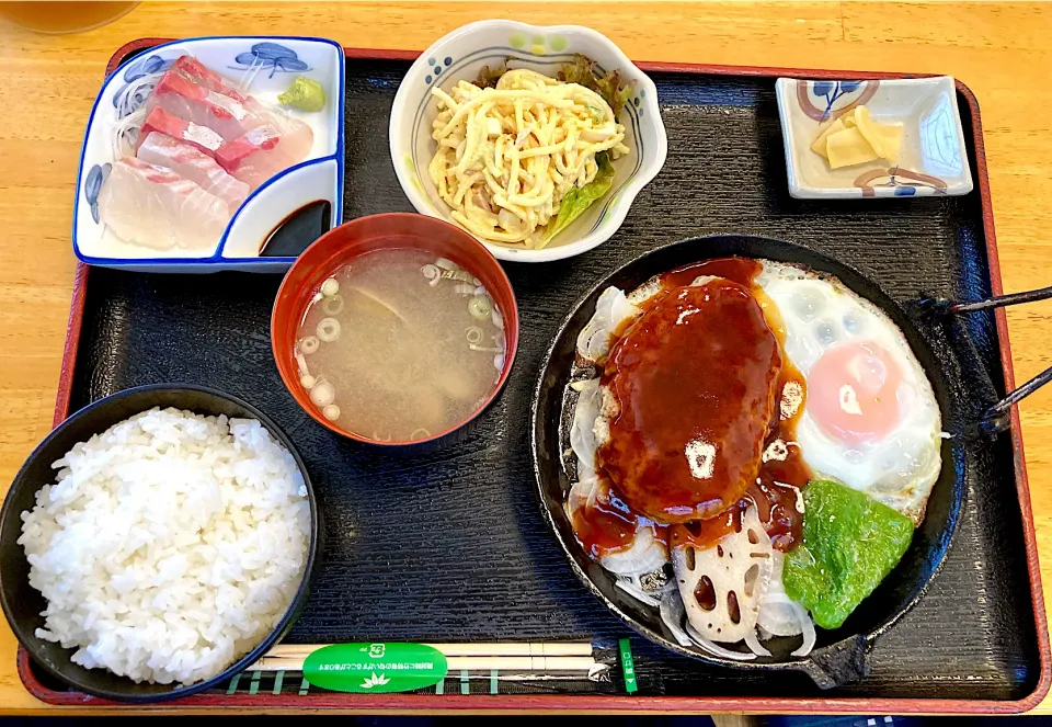 なかがわさんのハンバーグランチ|keimanさん