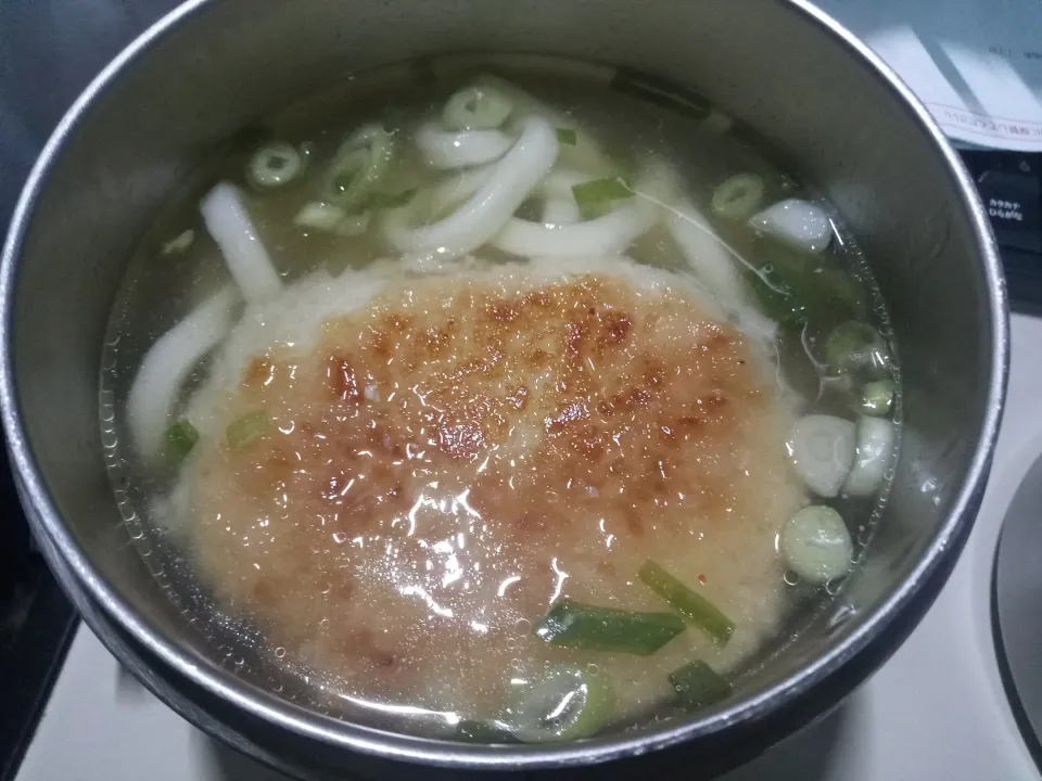 なめ茸と肉そぼろ入りとろみ付きコロッケうどん|darkbaronさん