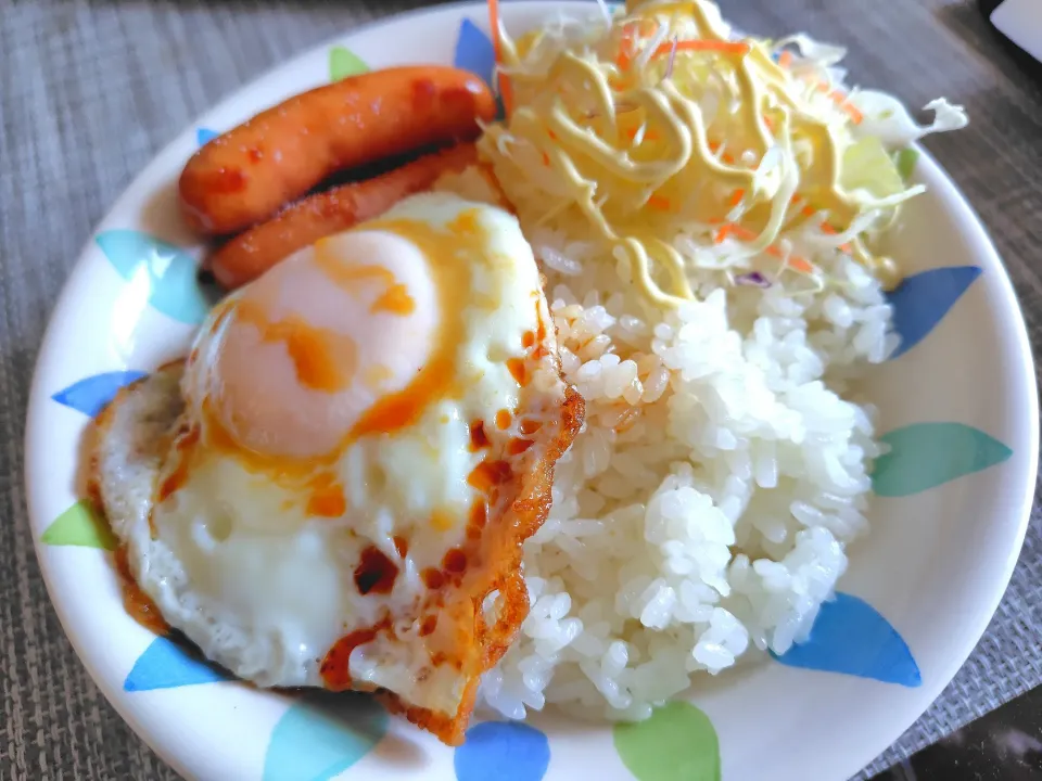 ソーセージ卵焼き丼|takacさん