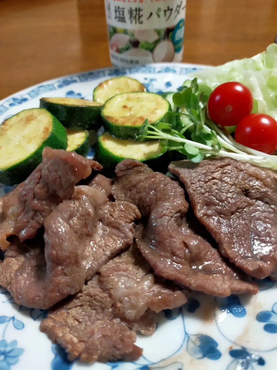 牛肉とズッキーニの炒め物|momoさん