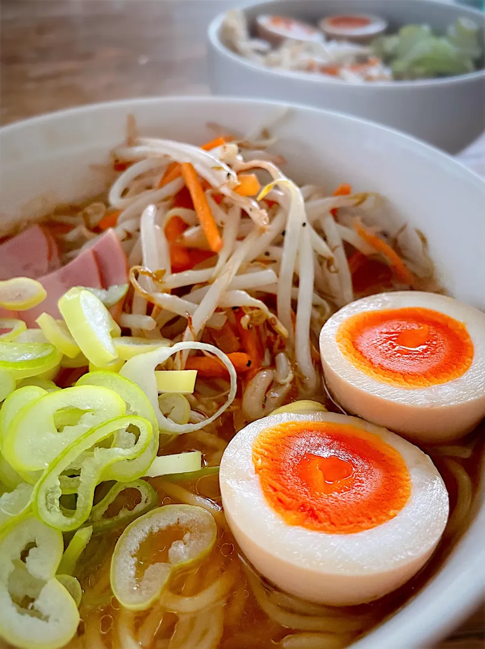 休日のお昼・たまにはラーメン|akiさん