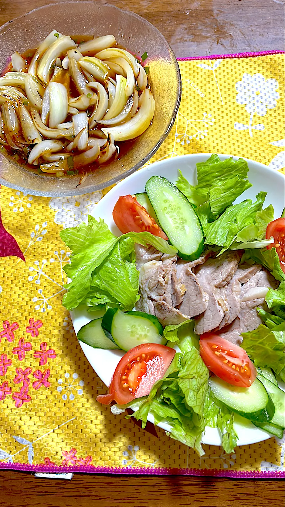 ポッサム　レタス🥬トマト🍅胡瓜🥒　焼き玉ねぎの香味ポン酢|4jinoanataさん