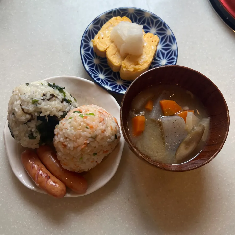 おにぎり定食🍙|ゆきさん