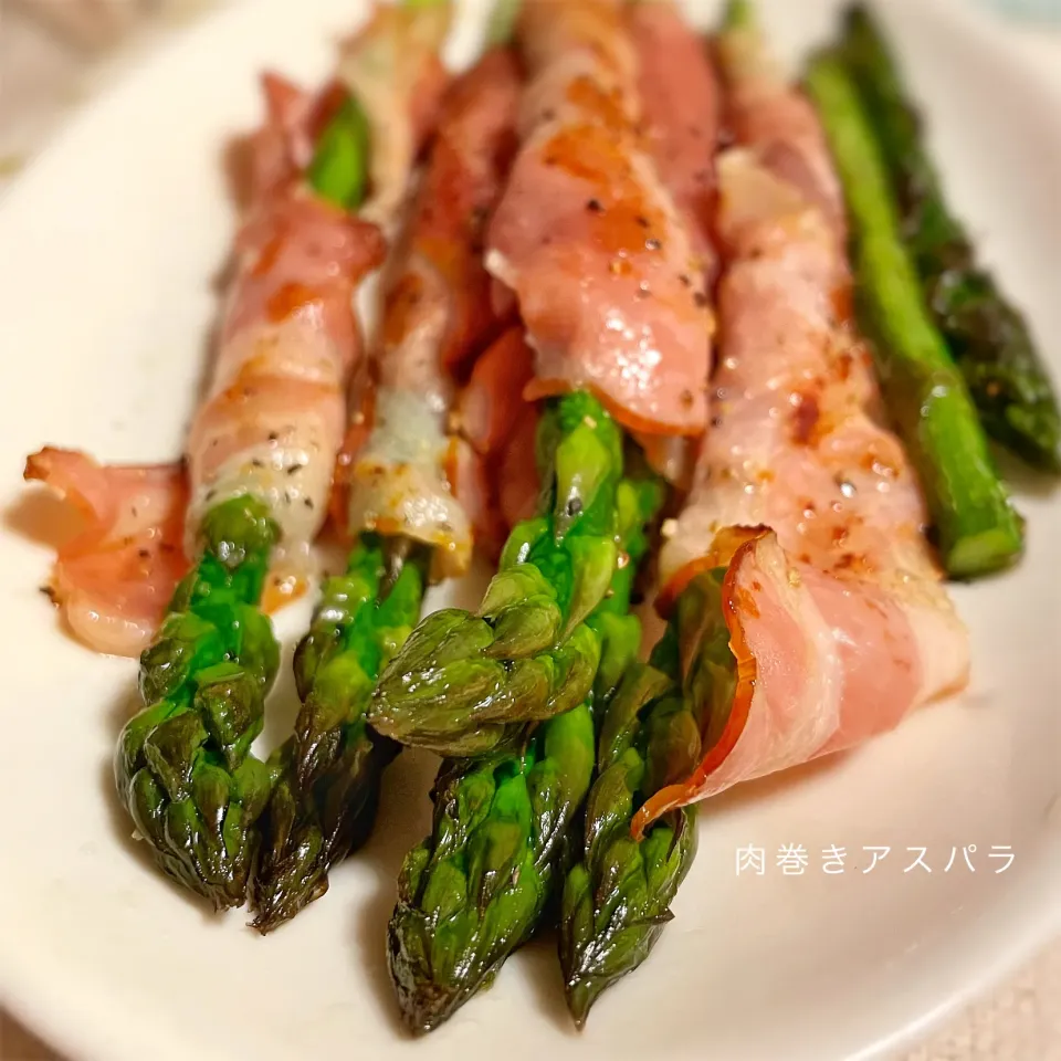 Snapdishの料理写真:肉巻きアスパラ|ももさん