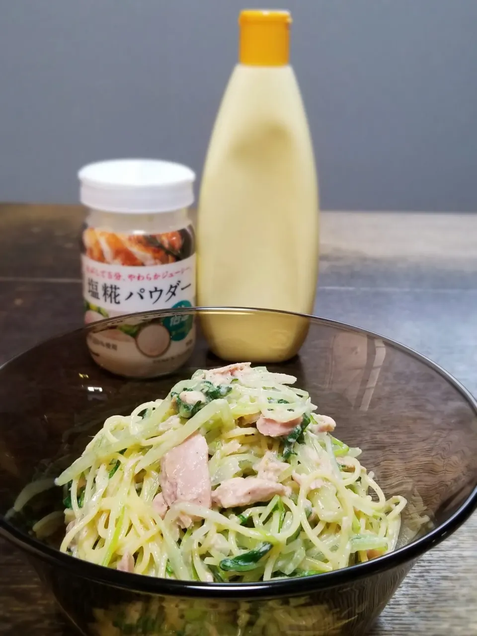 うまみたっぷり豆苗と水菜のスパサラダ|ぱんだのままんさん