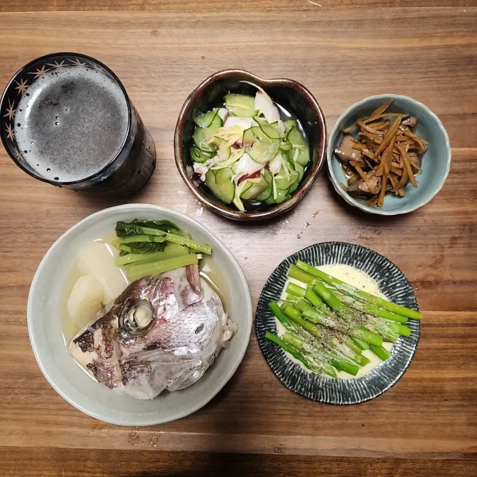 20240519
鯛かぶら
蛸と胡瓜の酢の物
レバーの時雨煮
茹でアスパラガス|noccoさん