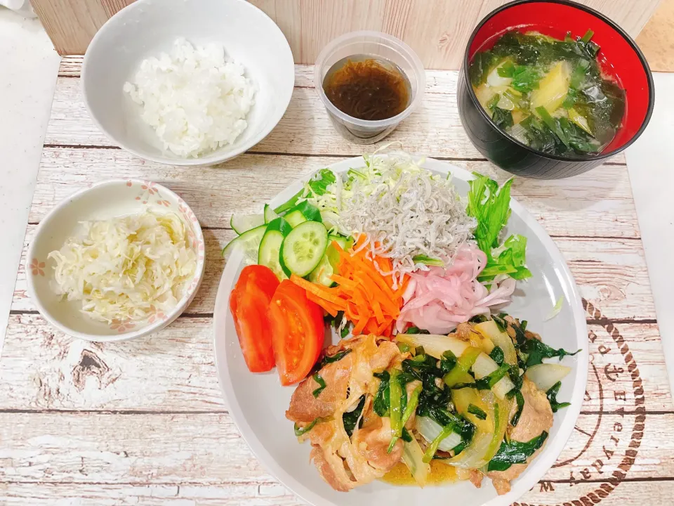 Snapdishの料理写真:豚しゃぶと野菜のカレー醤油炒め|chou  chouさん