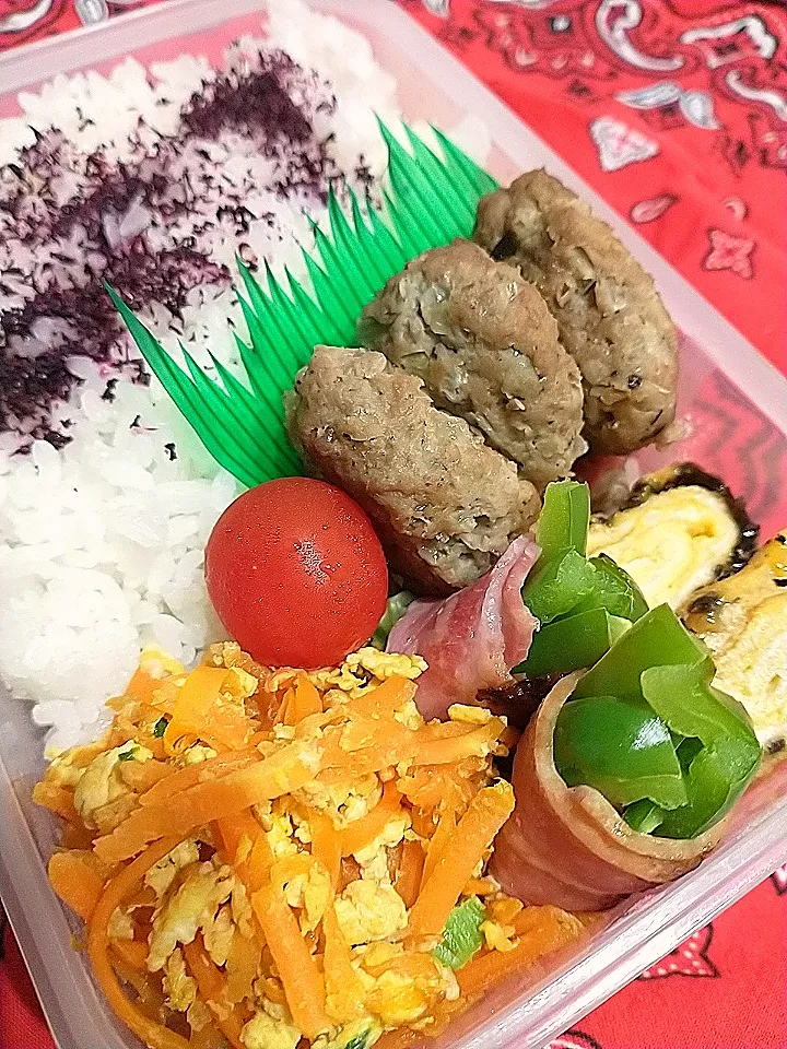 にんじんしりしりーハンバーグ弁当|yayoi.Kさん