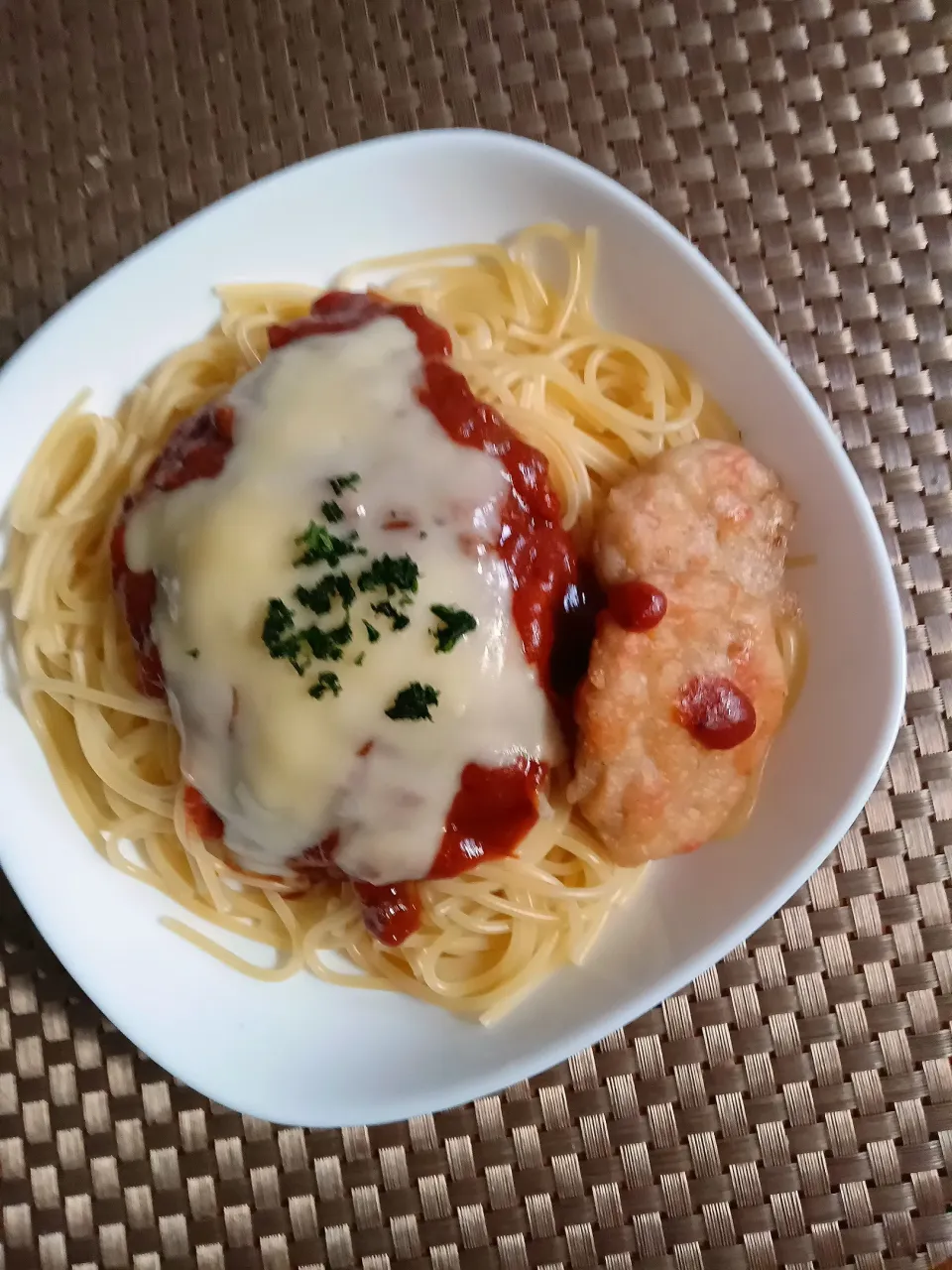 Snapdishの料理写真:お嬢様のチーズミートソースパスタ|はるchanさん