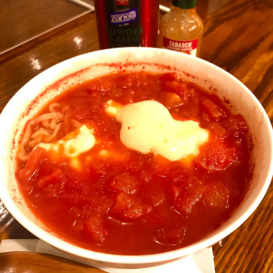 トマトラーメン|ユキちゃんさん