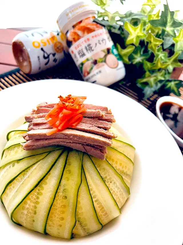 Snapdishの料理・レシピ写真:塩糀パウダー✖︎つぶみその焼き豚で冷やし中華🥒｜夏だ！！麺だ！！夏麺特集♪