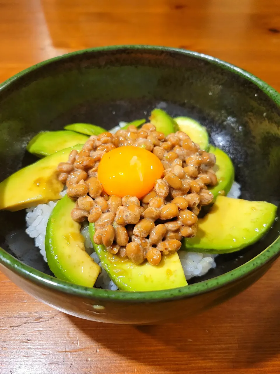 さっぱりやみつきアボカド納豆丼
（レシピは料理名でクラシル🔍️）|あんさん