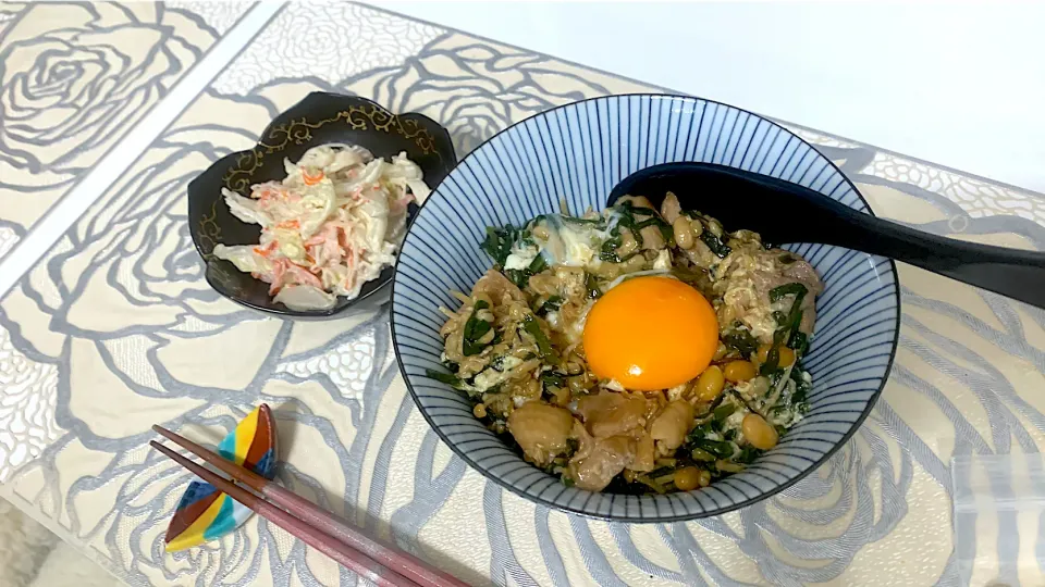 鳥とニラと金山寺味噌煮込み　カニかま白菜|卍さん