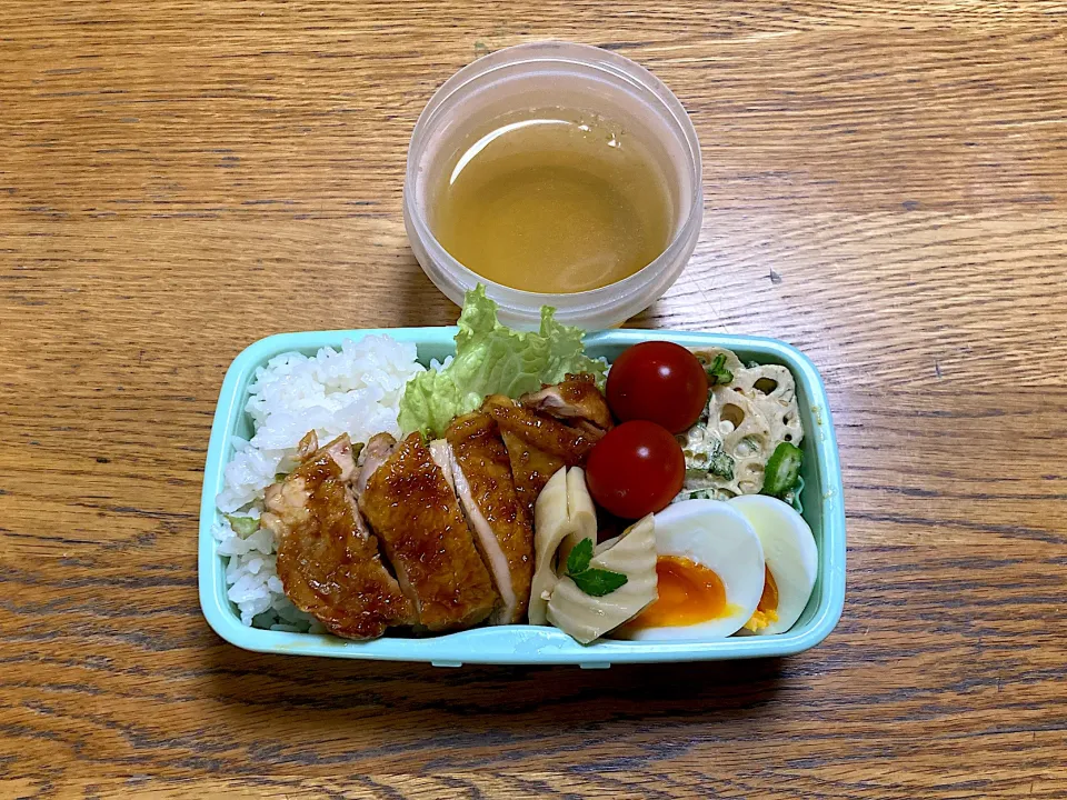 Snapdishの料理写真:5/21 鶏の照焼き弁当|ゆさん