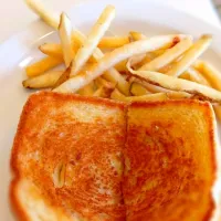 Grilled Cheese with Fries|StyxThingさん