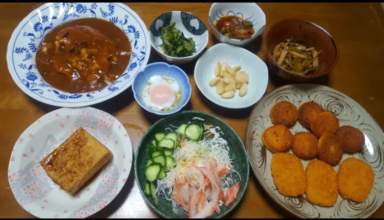 Snapdishの料理写真:ある日の晩御飯 残り物とアルモンデ|🐈⸒⸒⸒⸒つるのダンス🐈🐾さん