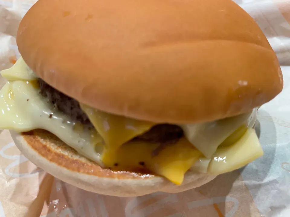 チーズチーズダブルチーズ🍔|なつパパさん