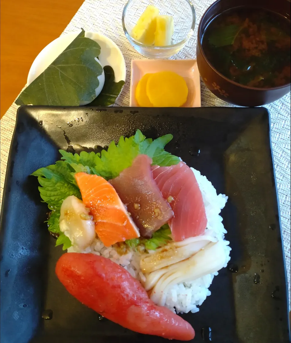 ☆明太子海鮮丼
☆赤出汁
☆パイナップル
☆たくあん
補柏餅|chikakoさん