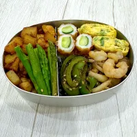 お弁当〜  1日ｵﾂｶﾚｻﾏ、明日もｶﾞﾝﾊﾞﾚ！！                         