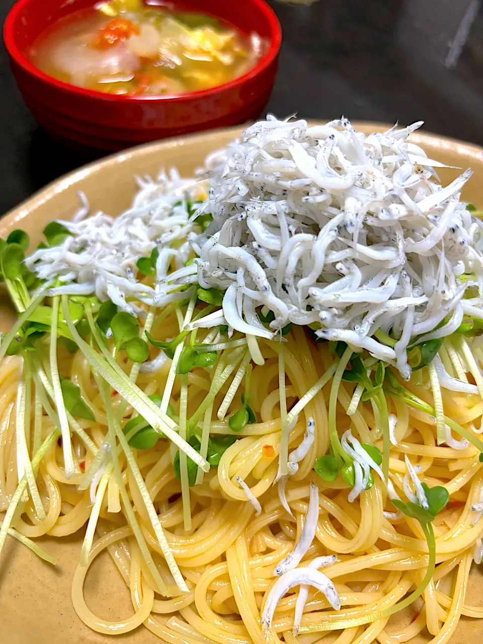 我が家初夏風ペペロンチーノ^ ^|saturnさん