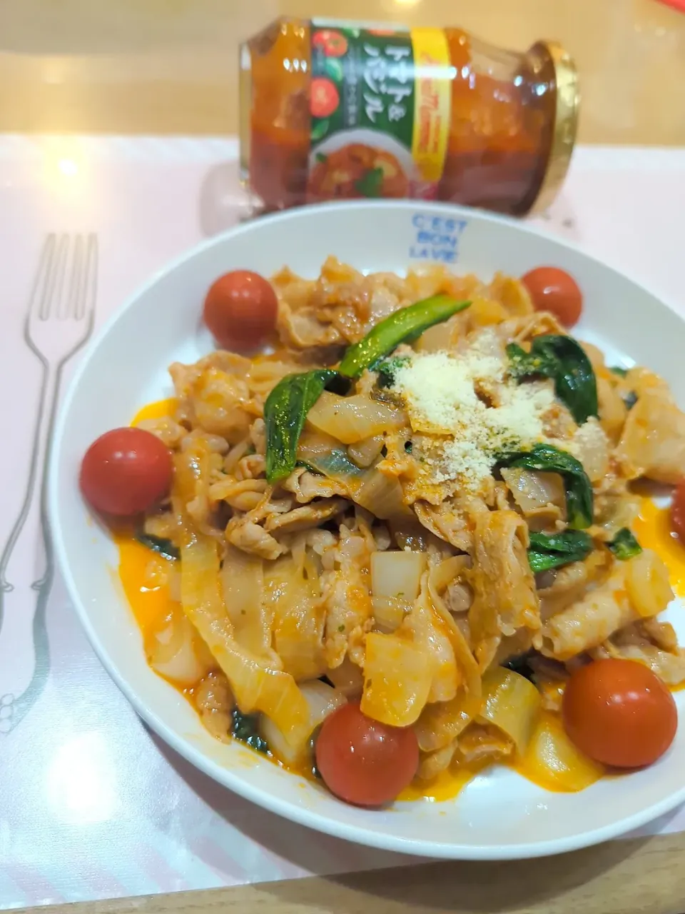 モニター当選したカゴメ アンナマンマソースで豚肉と新玉ねぎと小松菜のトマト＆バジル炒め🍅🥬😋|みぽりん♪さん