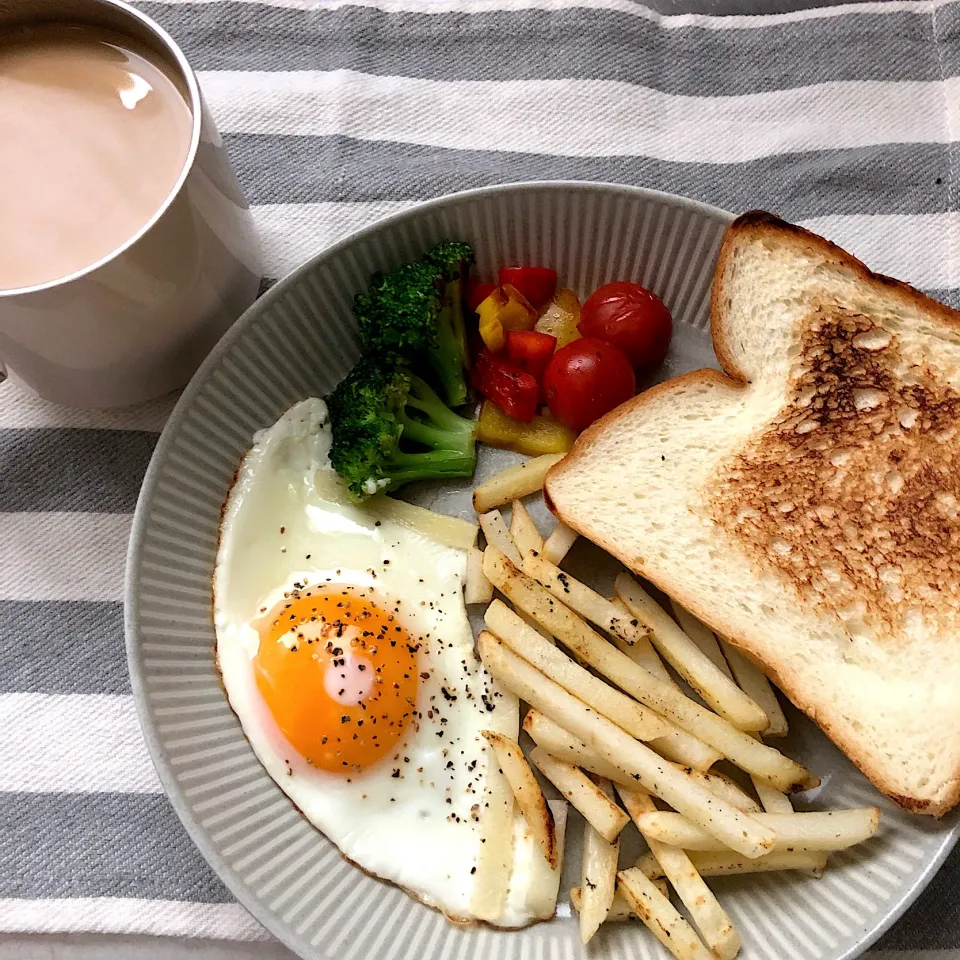 Snapdishの料理写真:10:43 お皿に盛ると綺麗だわね|へれ子さん