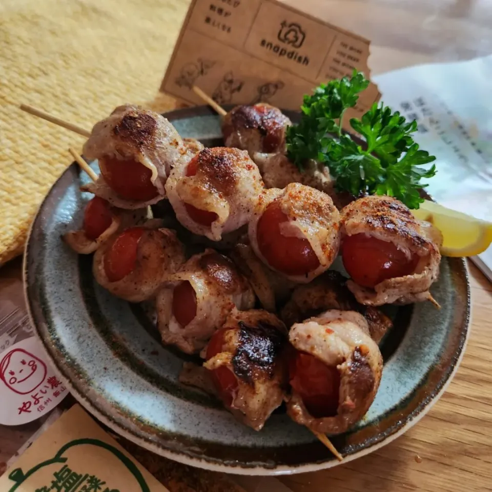 ぼたんこしょう発酵塩で食べる
ミニトマトの豚バラ串🎵
宅飲み🏠️🍺|ナオミさん