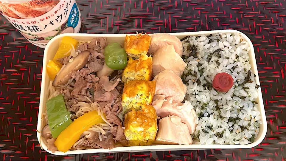 塩糀パウダーのサラダチキン弁当🍱✨|るりさん