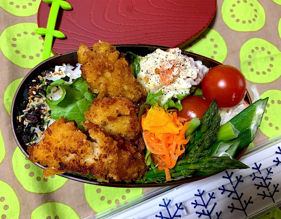 鶏胸肉フライ弁当🍱|がおりんさん